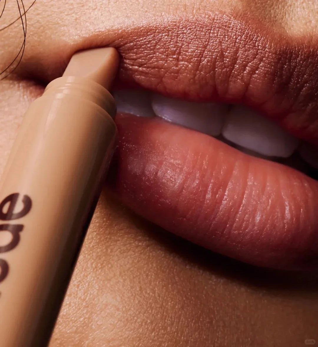 New Style Brand Skin Peptide Lip Shape Pen Lip Liner Long Lasting Lip Tint Pencil Glazing Milk Make Up Mirror Advanced Cosmetics
