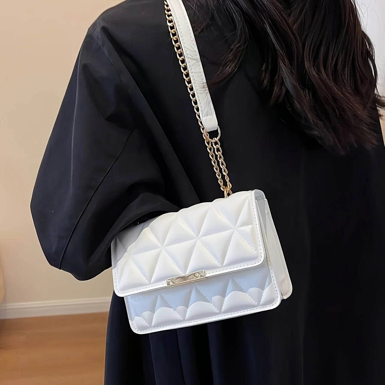 Fashion Chain Women'S Shoulder Bag, Chic Small Square Bag for Women, Luxury Quilted Handbag for Daily Travel, Shopping, Parties.