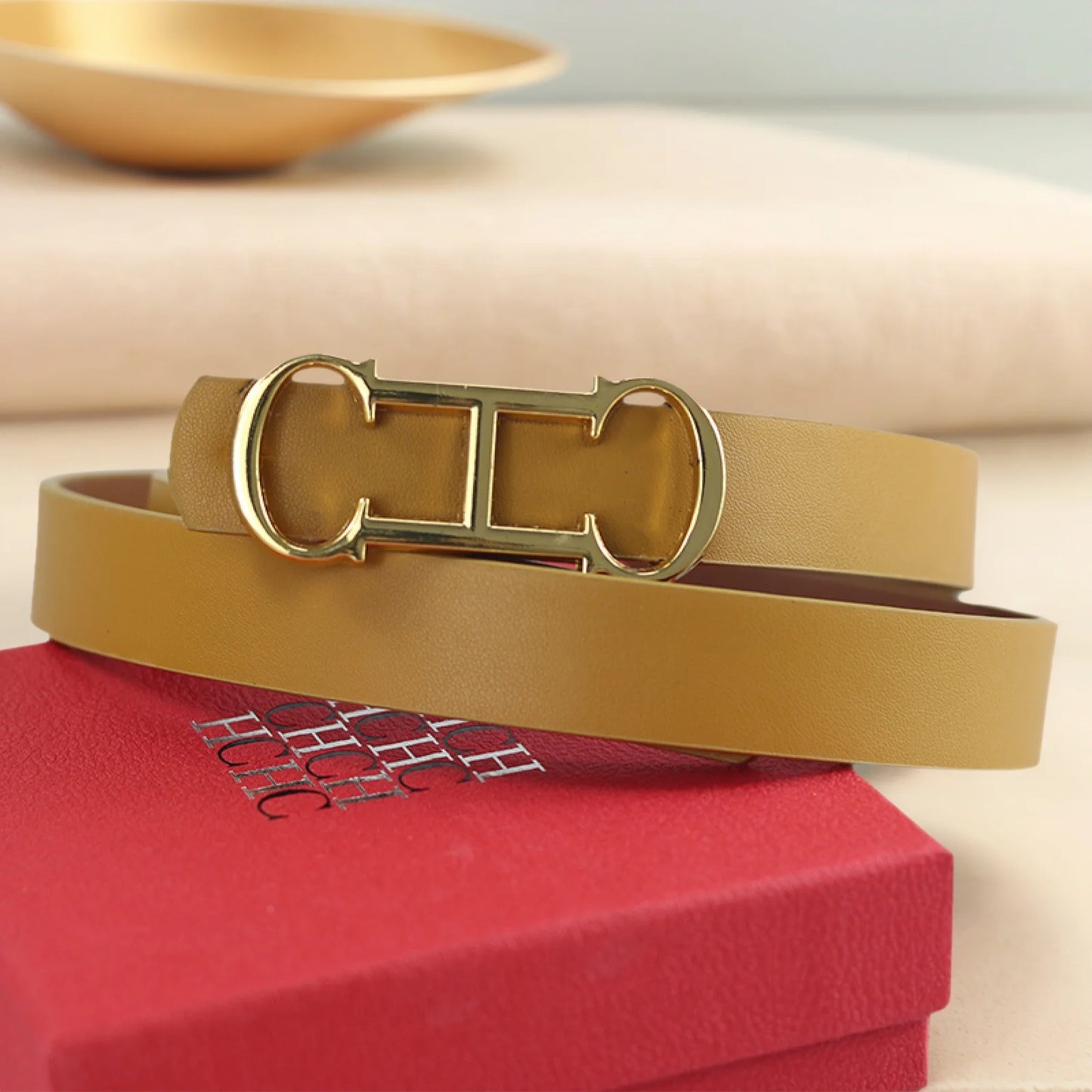 CH Fashionable Women's Belt Designer 2025 New PVC Material Length Adjustable Send Perforated Gift Box Package Women's Belt